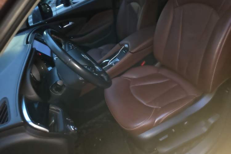 Used Buick Envision 2018 28T Four-Wheel Drive Elite Version Left Front Seat