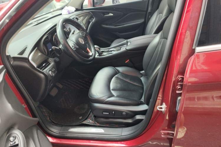 Used Buick Envision 2018 20T Two-Wheel-Drive Elite Model Left Front Seat