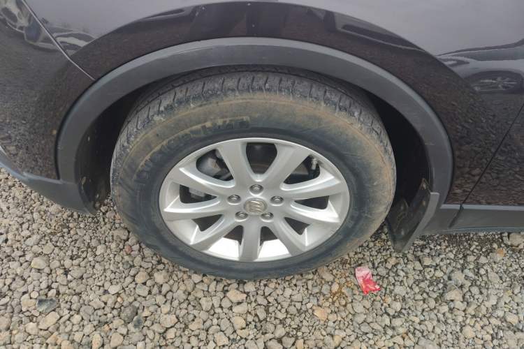 Used Buick Envision 2018 20T Two-Wheel-Drive Elite Model Left Front Wheel Hub