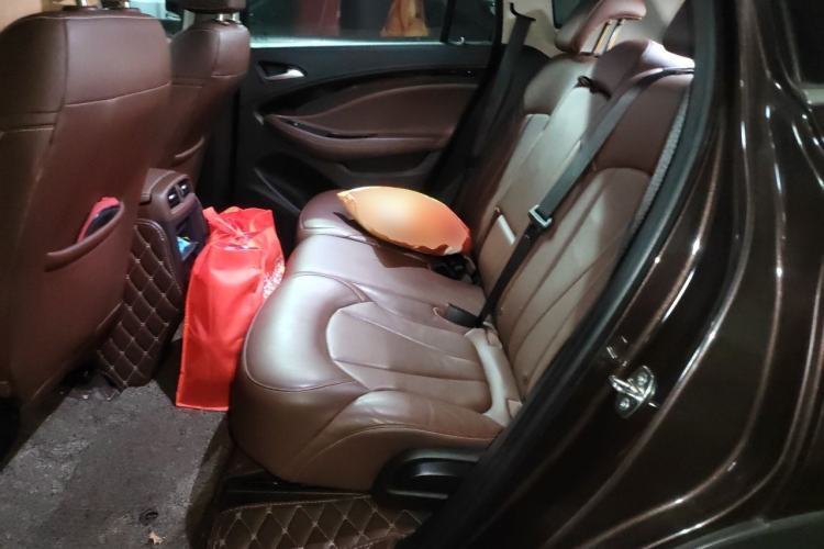 Used Buick Envision 2018 28T Four-Wheel Drive Elite Version Left Rear Seat