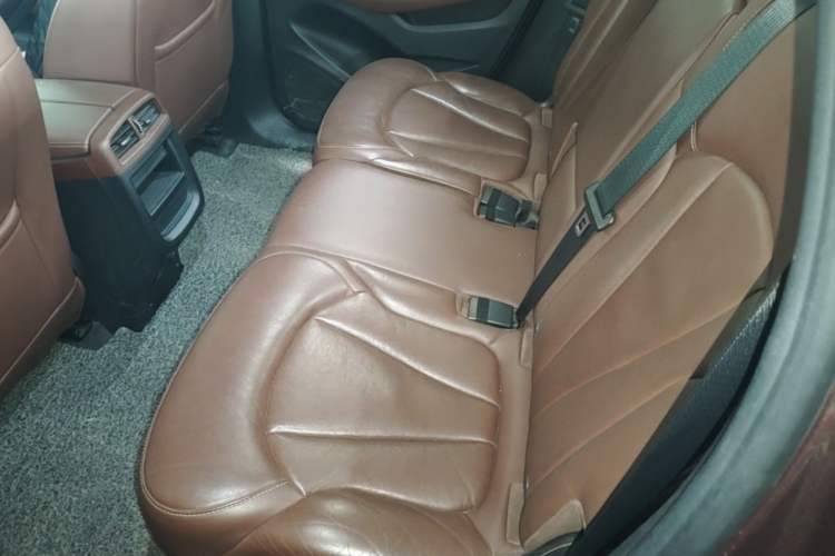 Used Buick Envision 2018 28T Four-Wheel Drive Elite Version Left Rear Seat