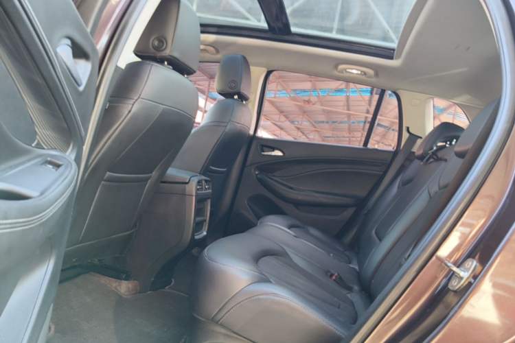 Used Buick Envision 2018 20T Two-Wheel-Drive Leading Model Left Rear Seat
