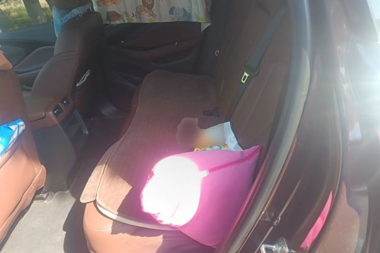 Used Buick Envision 2018 28T Four-Wheel Drive Elite Version Left Rear Seat