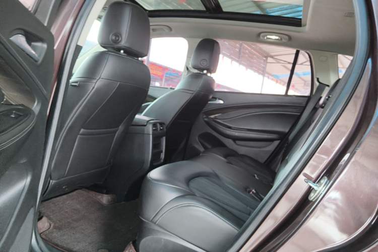 Used Buick Envision 2018 20T Two-Wheel-Drive Leading Model Left Rear Seat