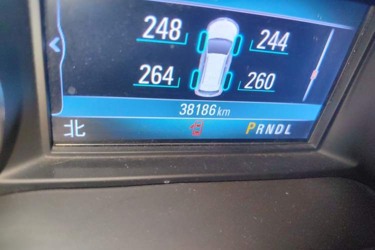 Used Buick Envision 2018 28T Four-Wheel Drive Elite Version Odometer Close Up