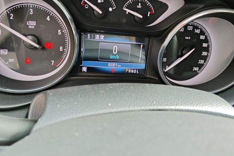 Used Buick Envision 2018 28T Four-Wheel Drive Elite Version Odometer Close Up