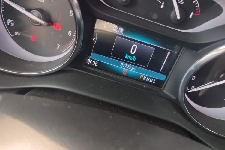 Used Buick Envision 2018 28T Four-Wheel Drive Elite Version Odometer Close Up