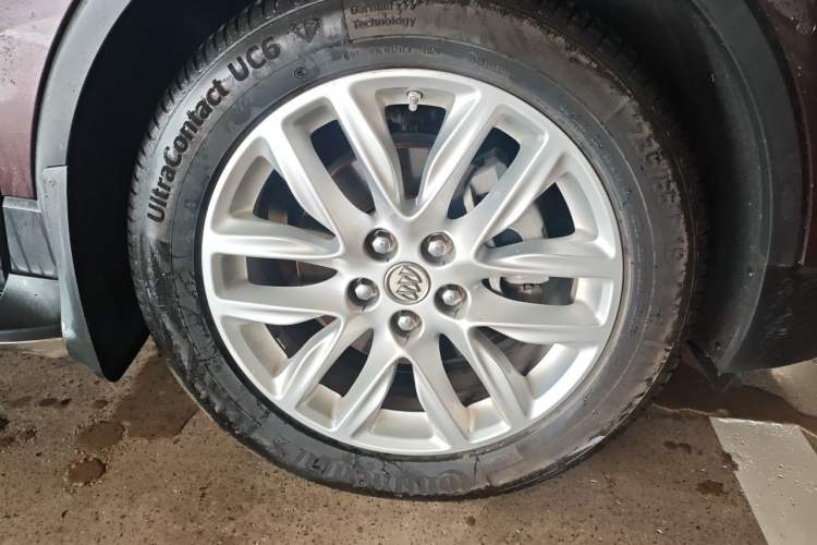 Used Buick Envision 2018 28T All-Wheel-Drive Versatile Sports Flagship Model Right Front Wheel Hub