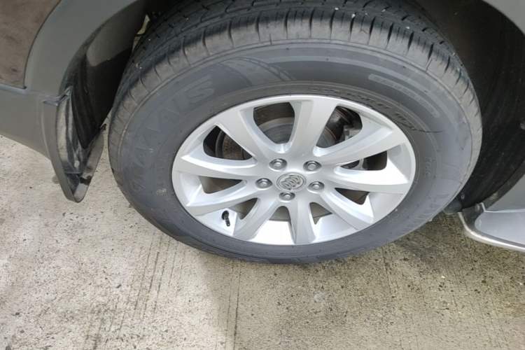 Used Buick Envision 2018 20T Two-Wheel-Drive Leading Model Right Rear Wheel Hub