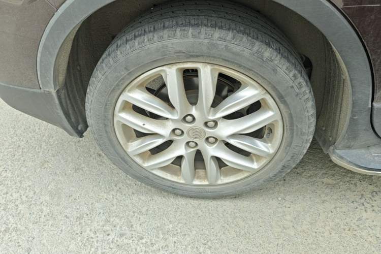 Used Buick Envision 2018 28T Four-Wheel Drive Elite Version Right Rear Wheel Hub