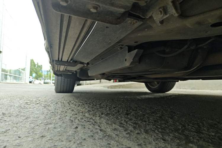 Used Buick Envision 2018 28T Four-Wheel Drive Elite Version Right Side Sill