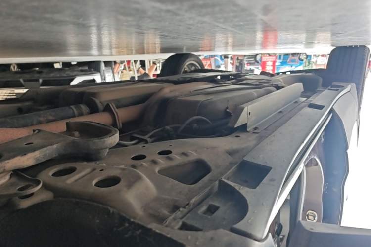 Used Buick Envision 2018 28T Four-Wheel Drive Elite Version Right Side Sill