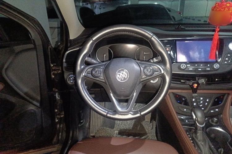Used Buick Envision 2018 28T Four-Wheel Drive Luxury Model Steering Wheel