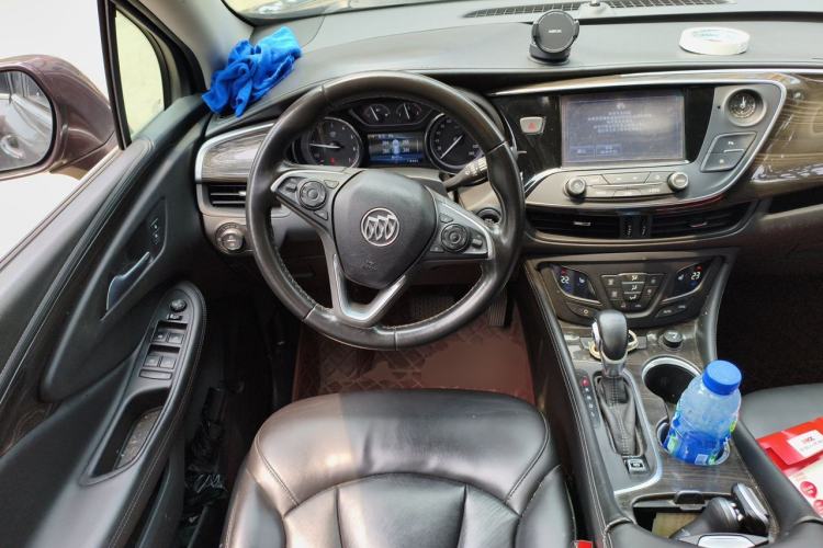 Used Buick Envision 2018 20T Two-Wheel-Drive Elite Model Steering Wheel
