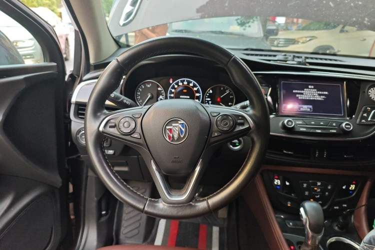Used Buick Envision 2018 28T Four-Wheel Drive Luxury Model Steering Wheel