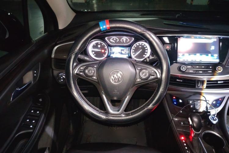 Used Buick Envision 2018 20T Two-Wheel-Drive Elite Model Steering Wheel