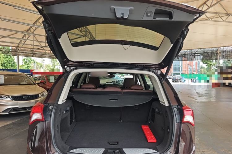 Used Buick Envision 2018 28T Four-Wheel Drive Elite Version Trunk