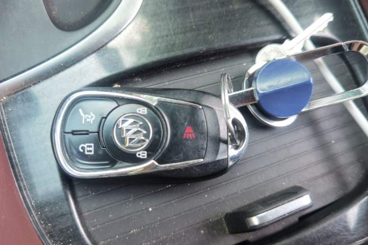 Used Buick Envision 2018 20T Two-Wheel Drive Luxury Model Vehicle Key