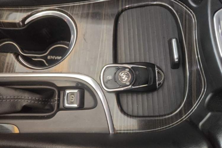 Used Buick Envision 2018 20T Two-Wheel-Drive Leading Model Vehicle Key