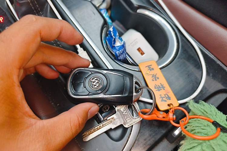 Used Buick Envision 2018 20T Two-Wheel Drive Luxury Model Vehicle Key