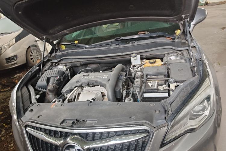 Used Buick Envision 2018 28T Four-Wheel Drive Elite Version Engine Bay