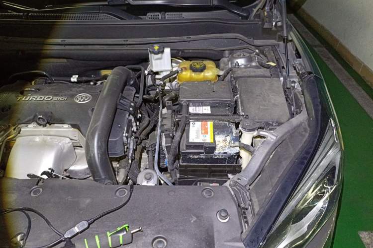 Used Buick Envision 2018 28T Four-Wheel Drive Elite Version Engine Bay Left