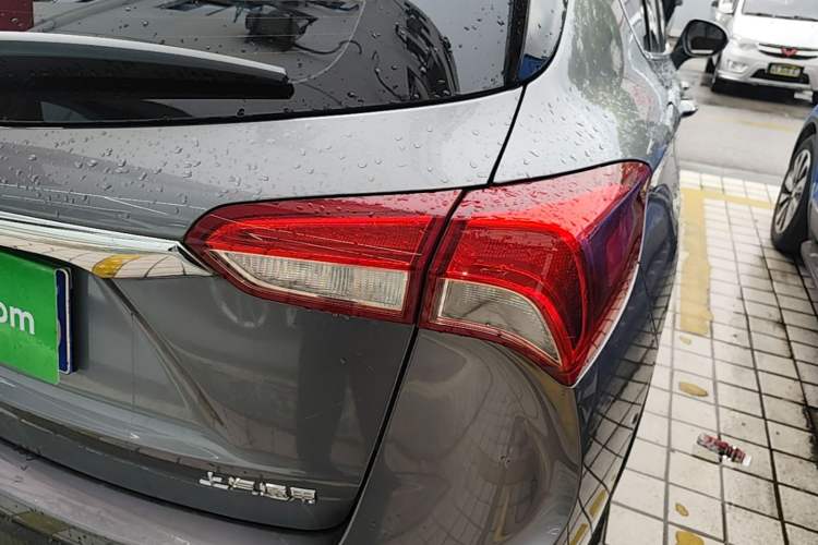 Used Buick Envision 2018 28T Four-Wheel Drive Elite Version Exterior 3