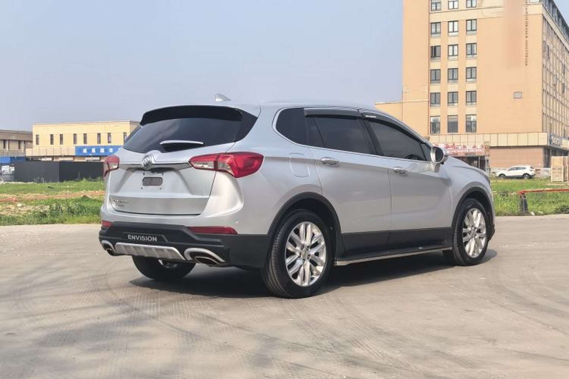 Used Buick Envision 2018 28T Four-Wheel Drive Luxury Model Exterior 7