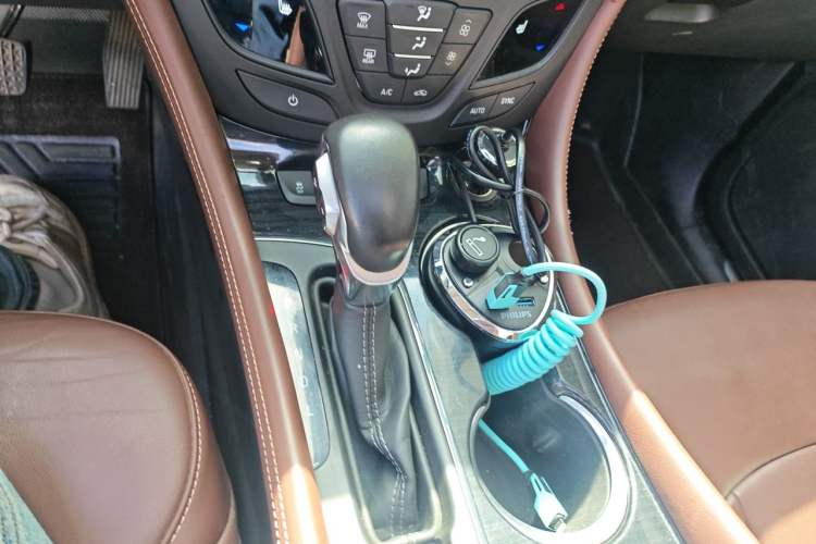 Used Buick Envision 2018 28T Four-Wheel Drive Luxury Model Gear Lever