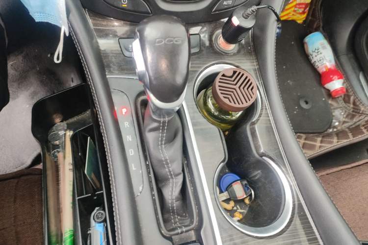 Used Buick Envision 2018 20T Two-Wheel-Drive Elite Model Gear Lever