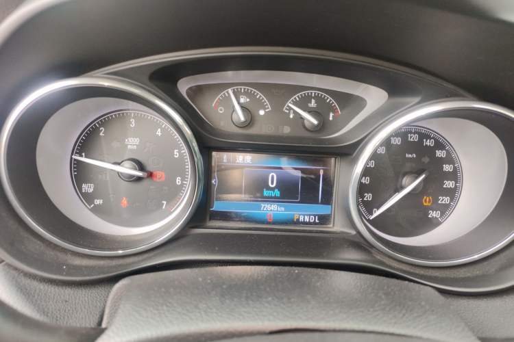Used Buick Envision 2018 20T Two-Wheel-Drive Elite Model Instrument Cluster