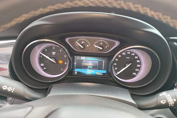 Used Buick Envision 2018 28T Four-Wheel Drive Elite Version Instrument Cluster
