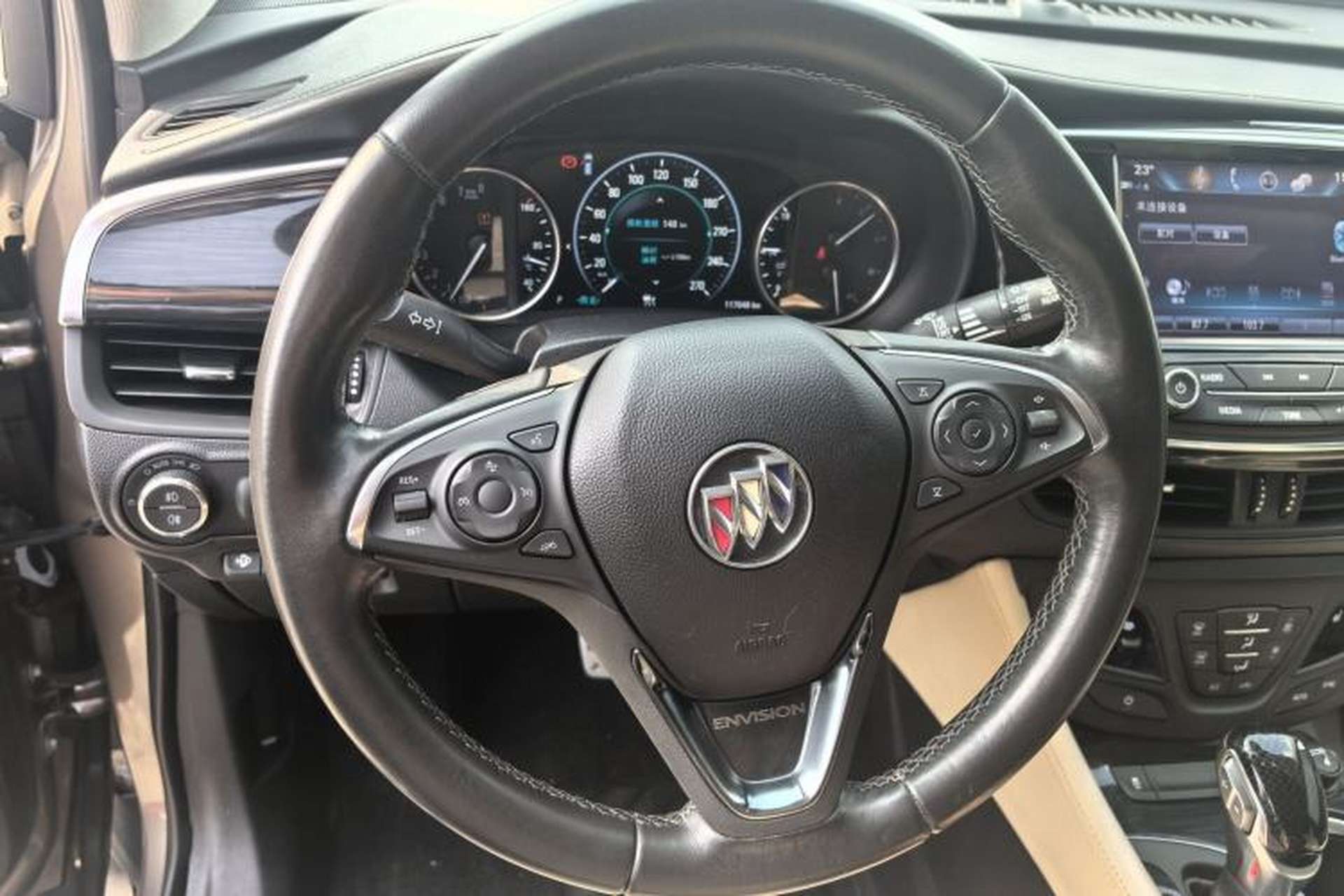 Used Buick Envision 2018 28T Four-Wheel Drive Luxury Model Interior 8