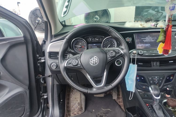 Used Buick Envision 2018 20T Two-Wheel-Drive Elite Model Steering Wheel