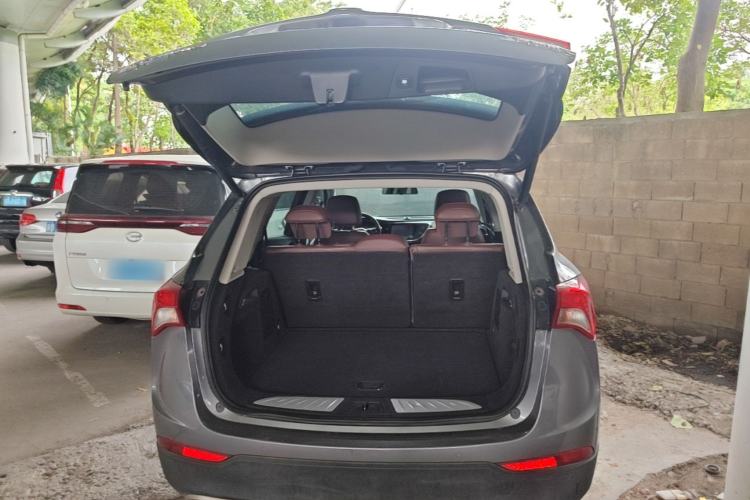 Used Buick Envision 2018 28T Four-Wheel Drive Elite Version Trunk