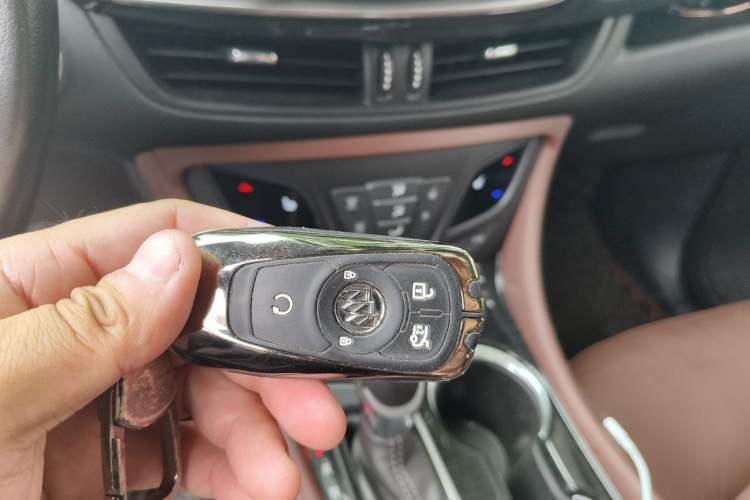 Used Buick Envision 2018 28T Four-Wheel Drive Elite Version Vehicle Key