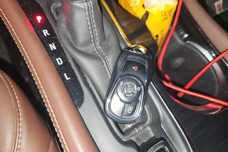 Used Buick Envision 2018 28T Four-Wheel Drive Luxury Model Vehicle Key