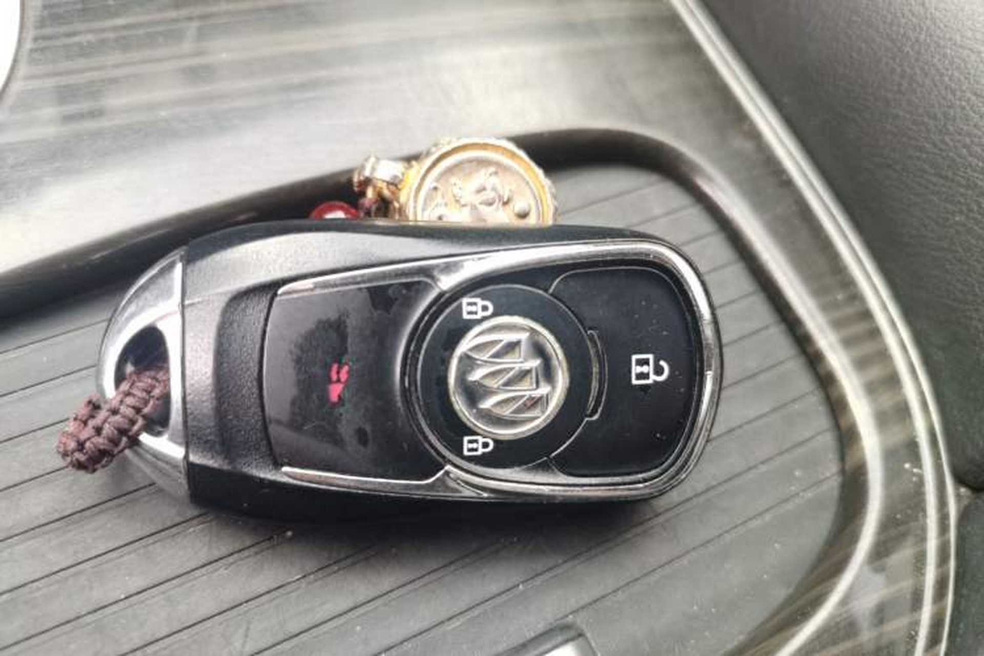 Used Buick Envision 2018 20T Two-Wheel-Drive Elite Model Vehicle Key
