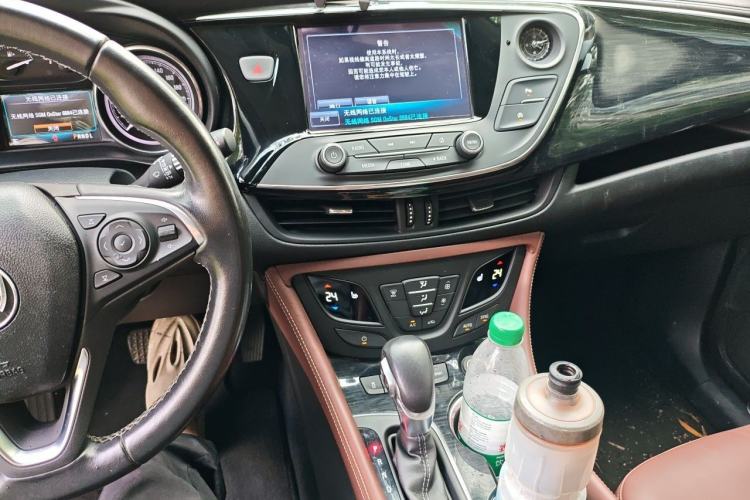 Used Buick Envision 2018 28T Four-Wheel Drive Elite Version Audio And AC Panel