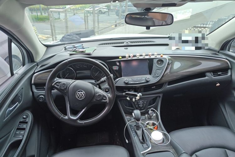 Used Buick Envision 2018 20T Two-Wheel-Drive Elite Model Center Console