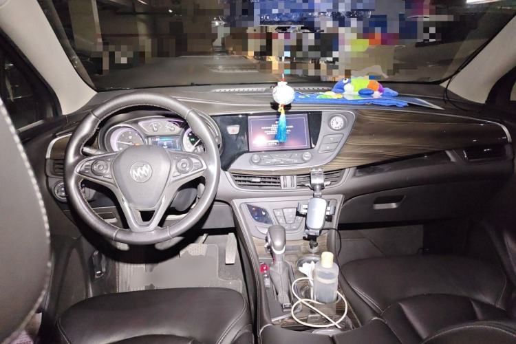 Used Buick Envision 2018 20T Two-Wheel-Drive Elite Model Center Console