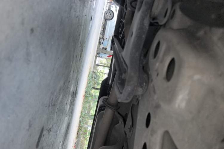 Used Buick Envision 2018 20T Two-Wheel-Drive Elite Model Chassis Front Left