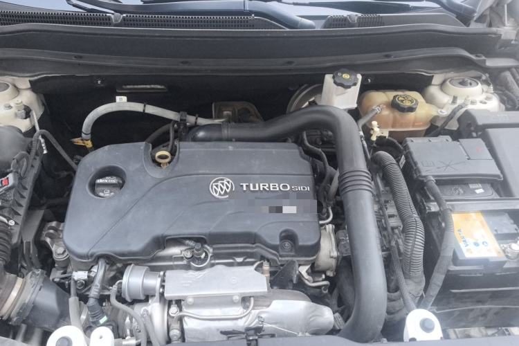 Used Buick Envision 2018 20T Two-Wheel-Drive Elite Model Engine Bay
