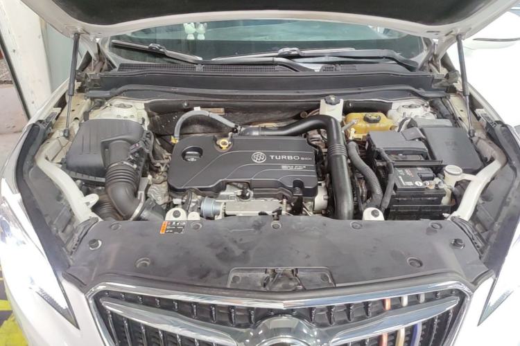 Used Buick Envision 2018 20T Two-Wheel-Drive Leading Model Engine Bay