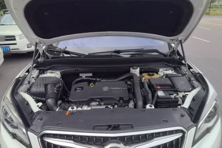 Used Buick Envision 2018 20T Two-Wheel-Drive Leading Model Engine Bay