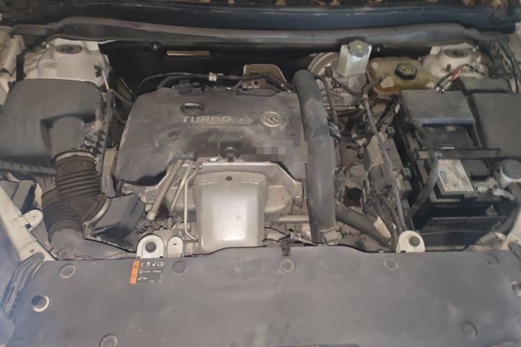 Used Buick Envision 2018 28T Four-Wheel Drive Elite Version Engine Bay