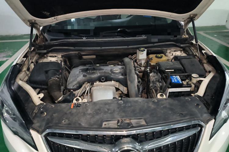 Used Buick Envision 2018 28T Four-Wheel Drive Luxury Model Engine Bay