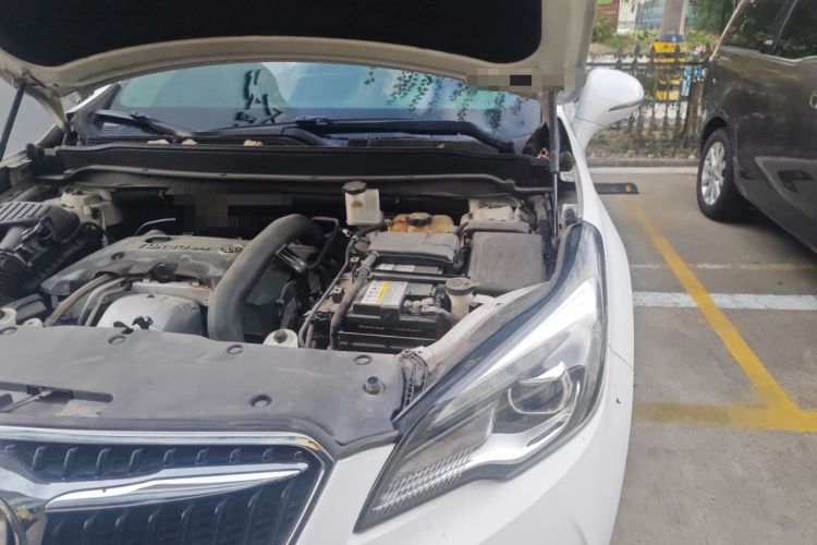Used Buick Envision 2018 28T Four-Wheel Drive Elite Version Engine Bay Left