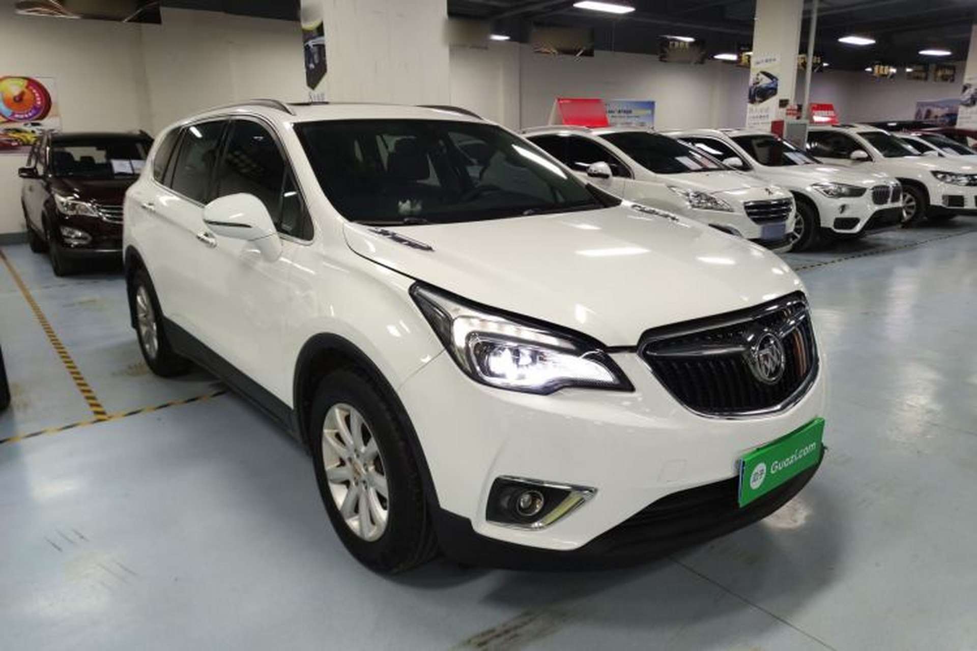 Used Buick Envision 2018 20T Two-Wheel-Drive Leading Model Front Right 45 Deg