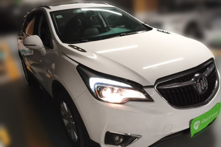 Used Buick Envision 2018 20T Two-Wheel-Drive Elite Model Front Right 45 Deg